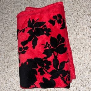 Vera Bradley Plush Throw Blanket